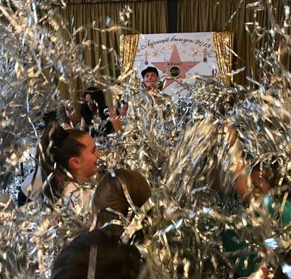 Развлечение бумага бумажное шоу украина