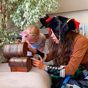 Сундук и Пиратка пираты одесса pirates odessa