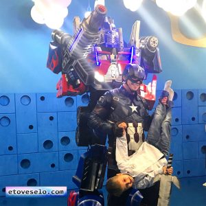 Трансформер Оптимус Прайм Одесса Оптимус одесса аниматор трансформер