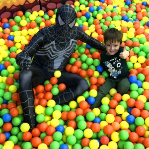 Аниматор Черный человек паук Аниматор паук веном