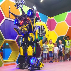 Бамблби прибыл на землю Бамблби