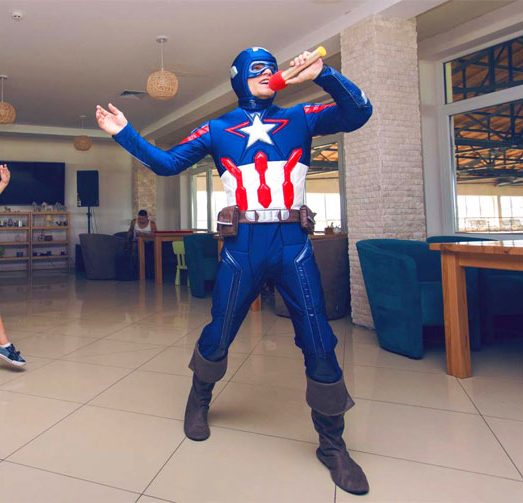 программа с Капитан америкой