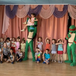 черепашки ниндзя с нами Детский сад фото пиньята черепашки