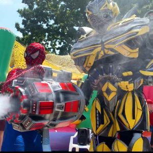 Спайдермен и Бамблби СпайдэрМен и Трансформер