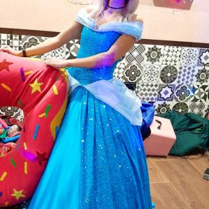 Аниматор Золушка на детский праздник в Одессе Золушка организация праздников цена