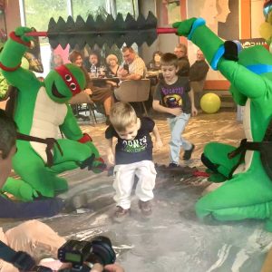 Аниматоры Одесса. Детский праздник Одесса. Черепашки ниндзя. Организация детского праздника в Одессе