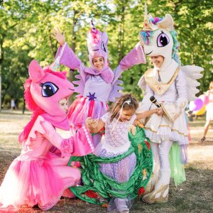 Аниматоры Литл Пони My Little Pony на детском празднике Аниматоры «Литл Пони» (My Little Pony) на детский праздник