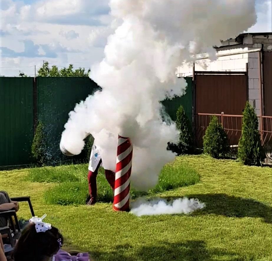 Это весело научное шоу, азотное шоу, химическое шоу