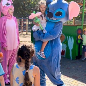 Ангел и Стич Аниматор Стич на детском празднике в Одессе